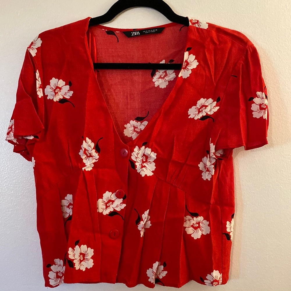 Zara Red Floral Cropped T-Shirt Blouse, Sz S